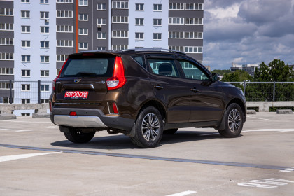 Продажа Geely Emgrand X7 I Рестайлинг 2 2.0 AT (139 л.с.) 2019 Коричневый в Автодом