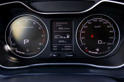 Продажа Geely Emgrand X7 I Рестайлинг 2 2.0 AT (139 л.с.) 2019 Коричневый в Автодом
