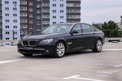 Продажа BMW 7 серии V (F01/F02/F04) 740i 3.0 AT (326 л.с.) 2008 Черный в Автодом