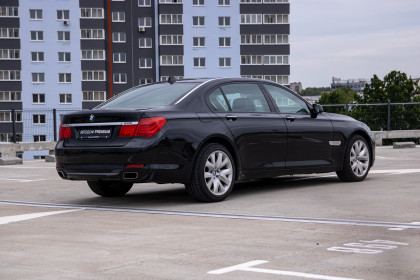 Продажа BMW 7 серии V (F01/F02/F04) 740i 3.0 AT (326 л.с.) 2008 Черный в Автодом