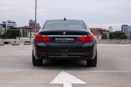 Продажа BMW 7 серии V (F01/F02/F04) 740i 3.0 AT (326 л.с.) 2008 Черный в Автодом