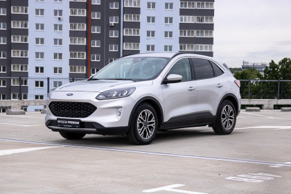 Продажа Ford Escape IV 1.5 AT (180 л.с.) 2020 Серебристый в Автодом