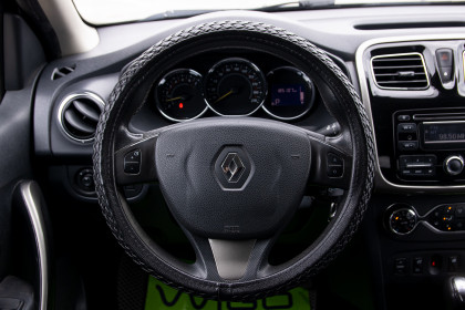 Продажа Renault Sandero II Stepway 1.6 AT (102 л.с.) 2015 Черный в Автодом