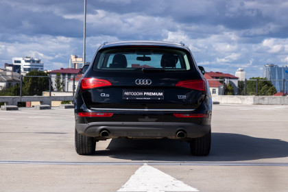 Продажа Audi Q5 I (8R) Рестайлинг 2.0 AT (180 л.с.) 2016 Черный в Автодом