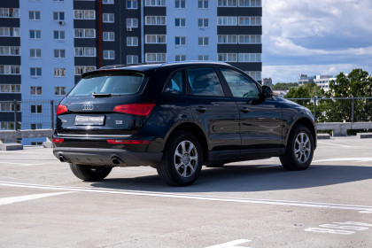 Продажа Audi Q5 I (8R) Рестайлинг 2.0 AT (180 л.с.) 2016 Черный в Автодом