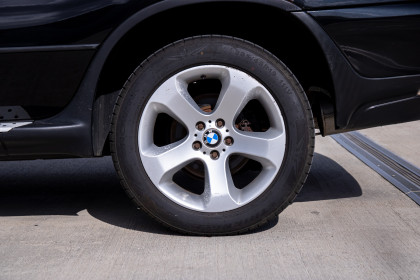 Продажа BMW X5 I (E53) Рестайлинг 3.0i 3.0 AT (231 л.с.) 2004 Черный в Автодом
