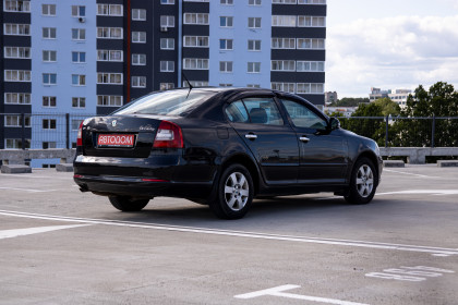 Продажа Skoda Octavia II (A5) Рестайлинг 1.6 MT (102 л.с.) 2012 Черный в Автодом