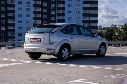 Продажа Ford Focus II Рестайлинг 1.6 MT (115 л.с.) 2008 Серебристый в Автодом