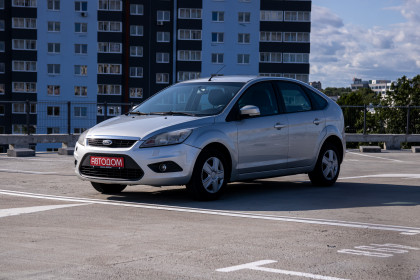 Продажа Ford Focus II Рестайлинг 1.6 MT (115 л.с.) 2008 Серебристый в Автодом