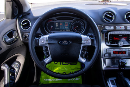 Продажа Ford Mondeo IV 2.0 AT (140 л.с.) 2008 Серебристый в Автодом
