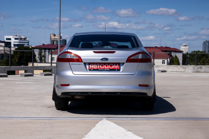 Продажа Ford Mondeo IV 2.0 AT (140 л.с.) 2008 Серебристый в Автодом
