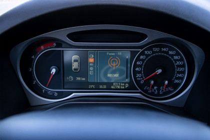 Продажа Ford Mondeo IV 2.0 AT (140 л.с.) 2008 Серебристый в Автодом