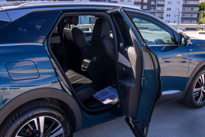 Продажа Peugeot 3008 II Рестайлинг 1.5 AT (130 л.с.) 2020 Синий в Автодом