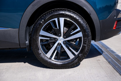 Продажа Peugeot 3008 II Рестайлинг 1.5 AT (130 л.с.) 2020 Синий в Автодом