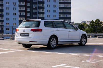 Продажа Volkswagen Passat B8 1.6 MT (120 л.с.) 2018 Белый в Автодом