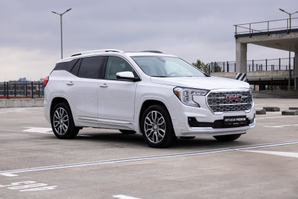 Продажа GMC Terrain II Рестайлинг 1.5 AT (170 л.с.) 2023 Белый в Автодом