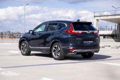 Продажа Honda CR-V V 1.5 CVT (193 л.с.) 2019 Серебристый в Автодом