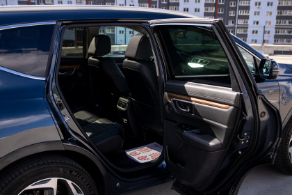 Продажа Honda CR-V V 1.5 CVT (193 л.с.) 2019 Серебристый в Автодом