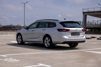 Продажа Opel Insignia II 2.0 MT (170 л.с.) 2019 Серебристый в Автодом