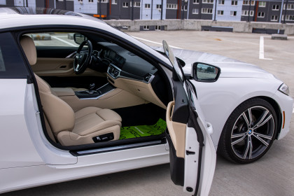 Продажа BMW 4 серии G22, G23, G26 430i 2.0 AT (258 л.с.) 2020 Белый в Автодом