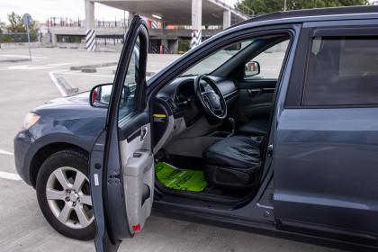 Продажа Hyundai Santa Fe II 2.7 AT (189 л.с.) 2008 Серый в Автодом