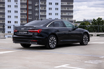 Продажа Audi A6 V (C8) 55 TFSI 3.0 AMT (340 л.с.) 2019 Черный в Автодом