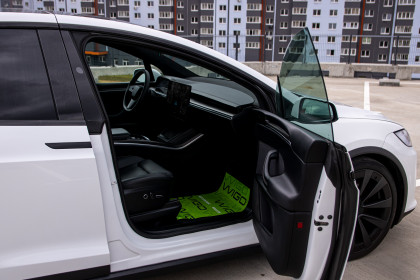 Продажа Tesla Model X I Рестайлинг Plaid 0.0 AT (1035 л.с.) 2023 Белый в Автодом