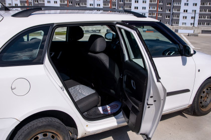 Продажа Skoda Fabia II 1.4 MT (80 л.с.) 2008 Белый в Автодом