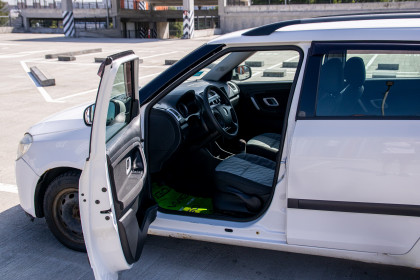 Продажа Skoda Fabia II 1.4 MT (80 л.с.) 2008 Белый в Автодом