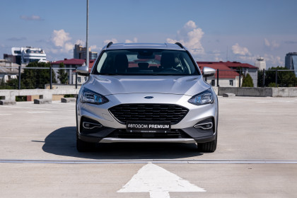 Продажа Ford Focus IV 1.5 AT (120 л.с.) 2020 Серебристый в Автодом