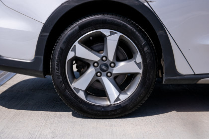 Продажа Ford Focus IV 1.5 AT (120 л.с.) 2020 Серебристый в Автодом