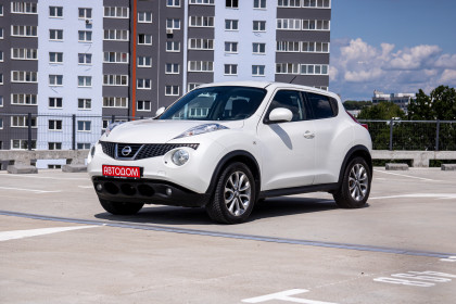 Продажа Nissan Juke I 1.6 CVT (117 л.с.) 2013 Белый в Автодом