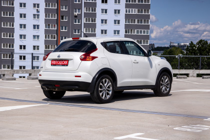 Продажа Nissan Juke I 1.6 CVT (117 л.с.) 2013 Белый в Автодом
