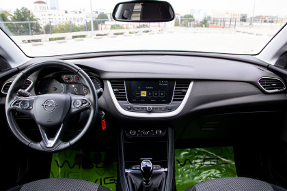 Продажа Opel Grandland I 1.5 MT (130 л.с.) 2020 Серый в Автодом