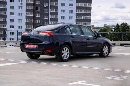 Продажа Renault Laguna III 2.0 AT (150 л.с.) 2008 Синий в Автодом