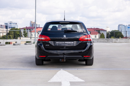 Продажа Peugeot 308 II Рестайлинг 1.5 AT (131 л.с.) 2020 Черный в Автодом