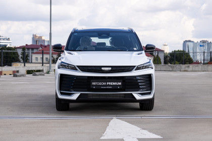 Продажа Geely Coolray I Рестайлинг 1.5 AMT (172 л.с.) 2025 Белый в Автодом