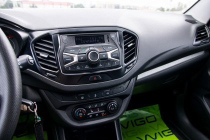 Продажа Lada (ВАЗ) Vesta I SW 1.8 AMT (122 л.с.) 2018 Красный в Автодом