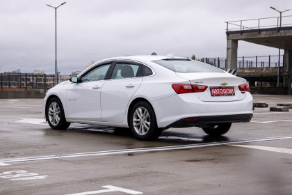 Продажа Chevrolet Malibu IX 1.5 AT (160 л.с.) 2016 Белый в Автодом