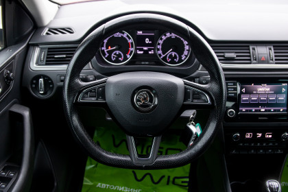 Продажа Skoda Rapid I Рестайлинг 1.6 MT (90 л.с.) 2019 Красный в Автодом