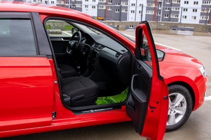 Продажа Skoda Rapid I Рестайлинг 1.6 MT (90 л.с.) 2019 Красный в Автодом