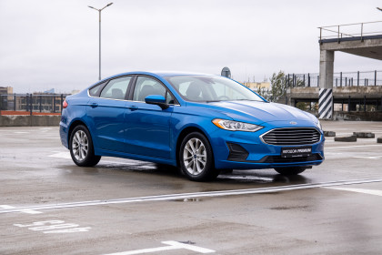 Продажа Ford Fusion (North America) II Рестайлинг 1.5 AT (184 л.с.) 2020 Синий в Автодом
