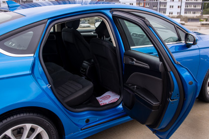 Продажа Ford Fusion (North America) II Рестайлинг 1.5 AT (184 л.с.) 2020 Синий в Автодом