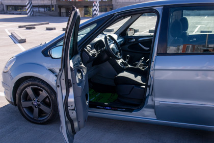 Продажа Ford S-MAX I 2.0 MT (140 л.с.) 2006 Серебристый в Автодом