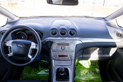 Продажа Ford S-MAX I 2.0 MT (140 л.с.) 2006 Серебристый в Автодом