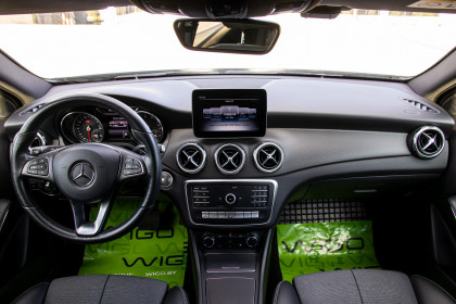 Продажа Mercedes-Benz GLA I (X156) Рестайлинг 200 1.6 AMT (150 л.с.) 2018 Белый в Автодом