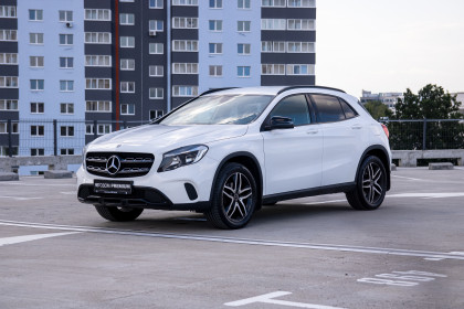 Продажа Mercedes-Benz GLA I (X156) Рестайлинг 200 1.6 AMT (150 л.с.) 2018 Белый в Автодом