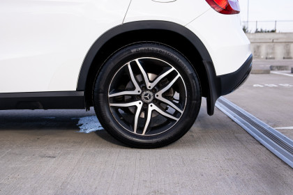 Продажа Mercedes-Benz GLA I (X156) Рестайлинг 200 1.6 AMT (150 л.с.) 2018 Белый в Автодом