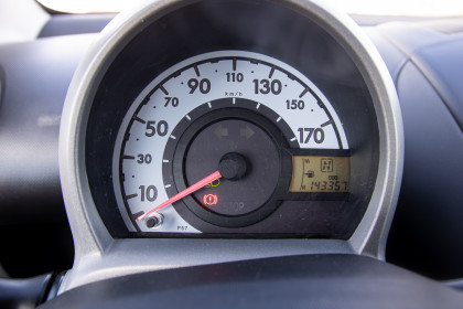 Продажа Peugeot 107 I 1.0 AMT (68 л.с.) 2007 Красный в Автодом