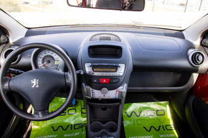 Продажа Peugeot 107 I 1.0 AMT (68 л.с.) 2007 Красный в Автодом